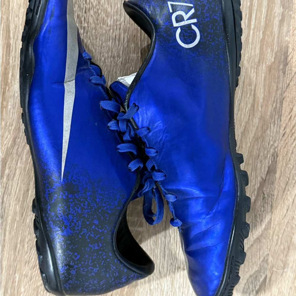 CR7 Mercurial Youth Turf Indoors - Picture 4 of 6